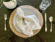 JUTE NATURAL CHARGER PLATE